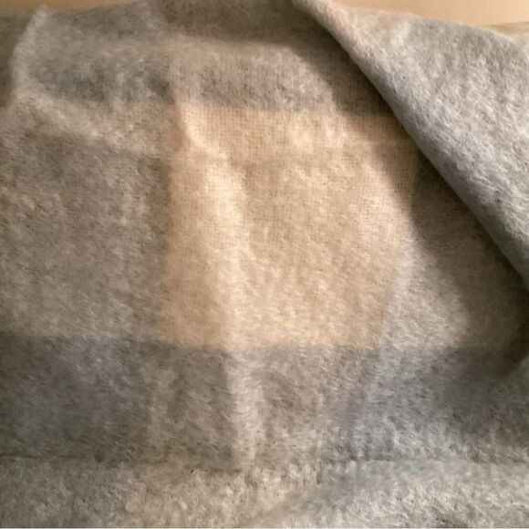 Foxford Light Blue Mohair Wool Throw Blanket - Picture 2 of 5